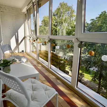 Greenhall Apartment